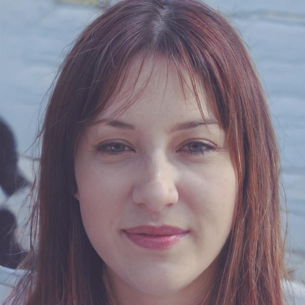 Retrato profesional de Esperanza Villareal