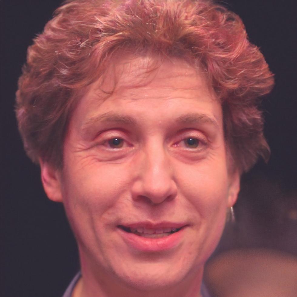 Retrato profesional de Gaspar Villamarín, especialista en análisis fundamental